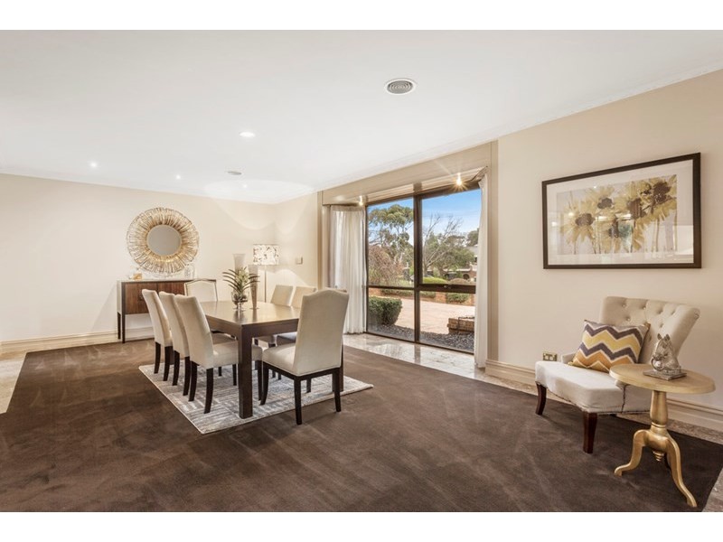 19 White Lodge Court, Donvale VIC 3111