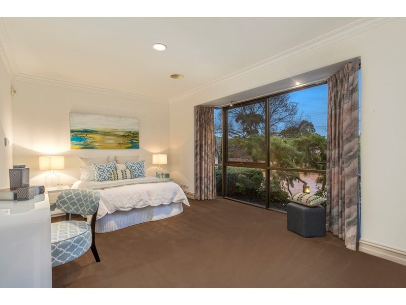 19 White Lodge Court, Donvale VIC 3111