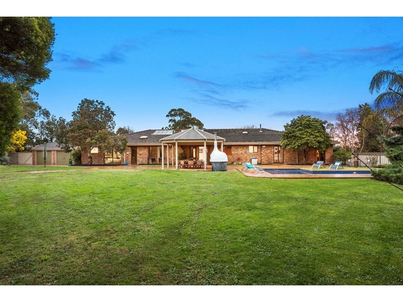 19 White Lodge Court, Donvale VIC 3111