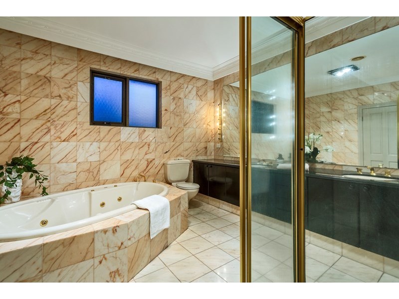 19 White Lodge Court, Donvale VIC 3111