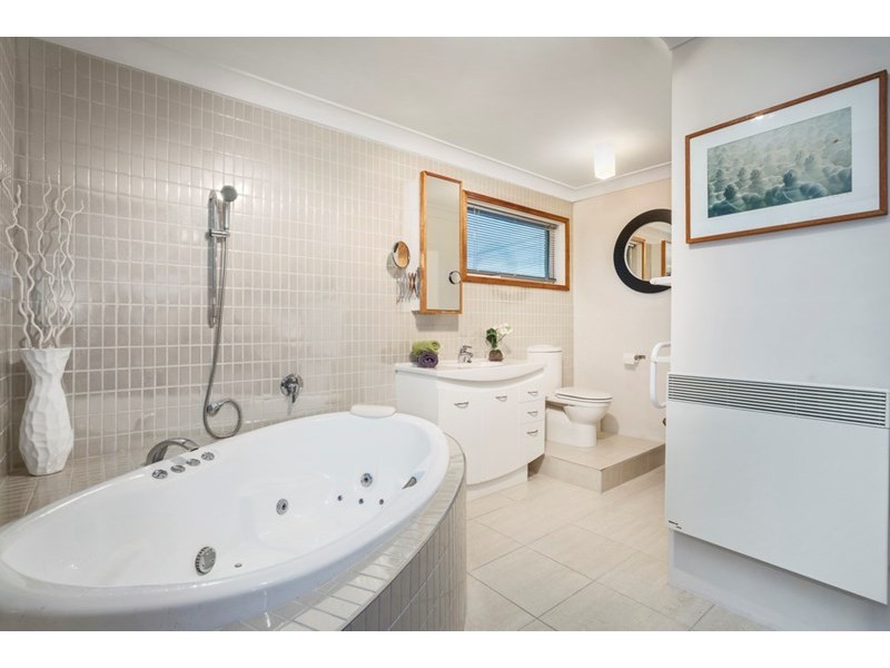 74 Rocklea Road, Bulleen VIC 3105