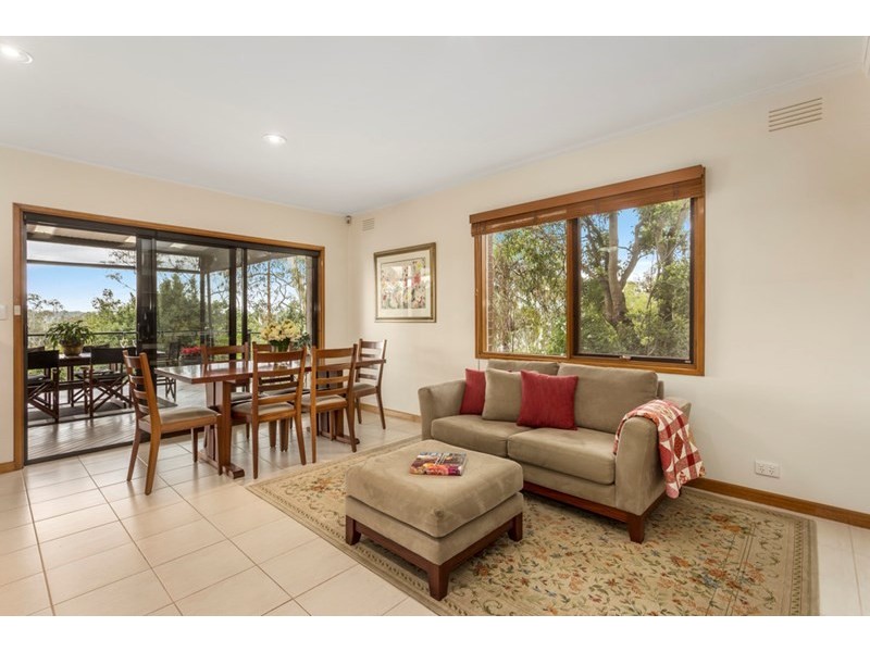 21 Unwin Street, Templestowe VIC 3106