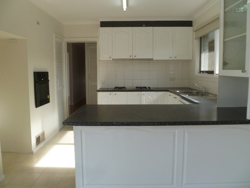 6 Runnymede Street, Doncaster East VIC 3109