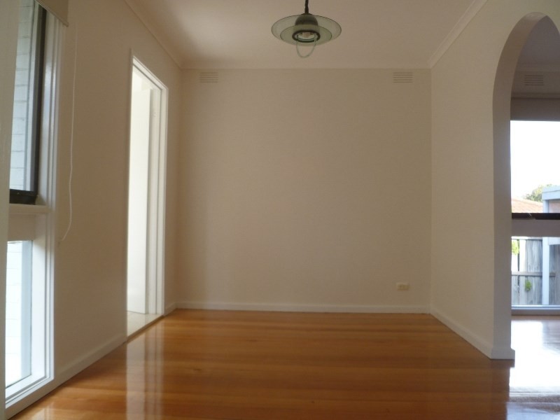 6 Runnymede Street, Doncaster East VIC 3109