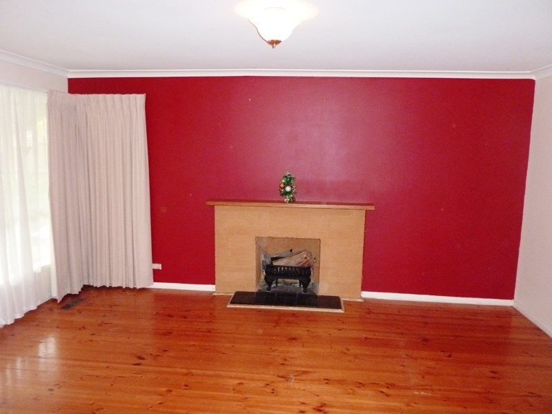 16 Underwood Drive, Donvale VIC 3111