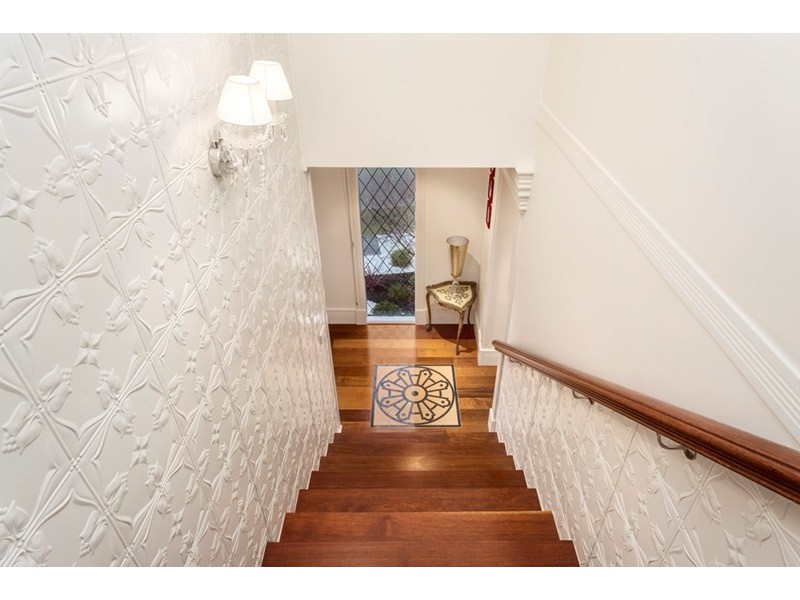 22 Long Valley Way, Doncaster East VIC 3109