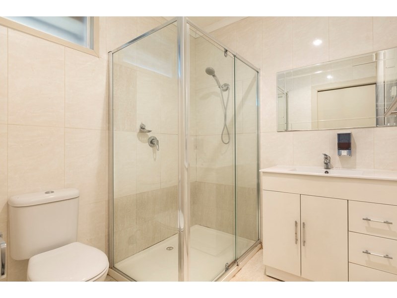 2/3 Mantell Street, Doncaster East VIC 3109