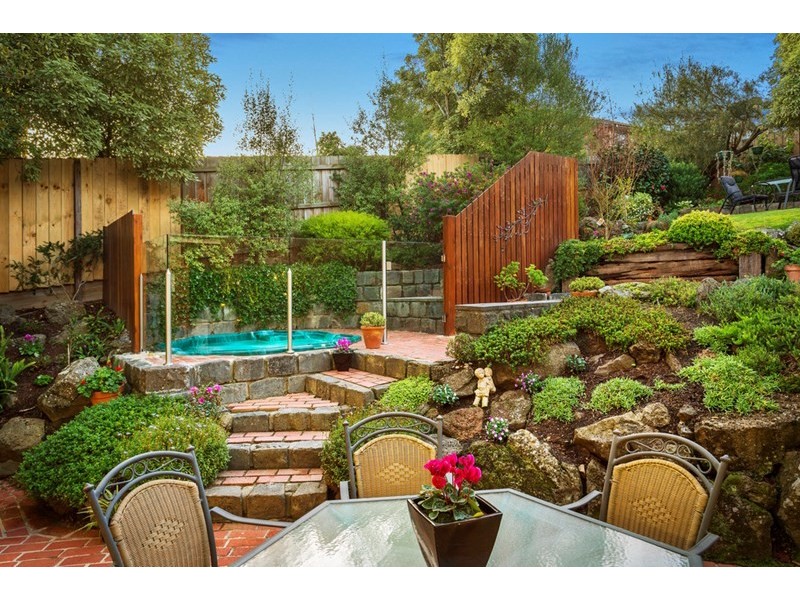 9 Schafter Drive, Doncaster East VIC 3109