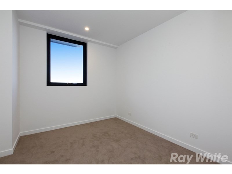 503/5 Sovereign Point Court, Doncaster VIC 3108