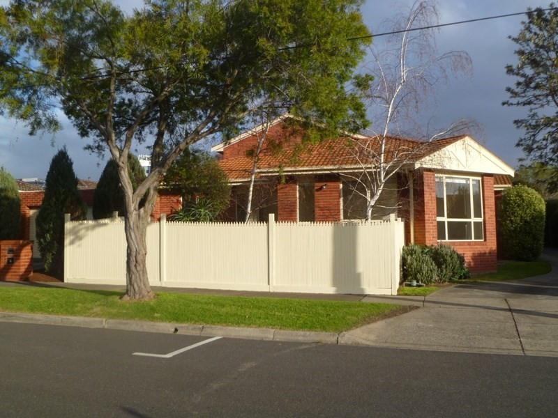 1/2 Barwon Street, Box Hill North VIC 3129