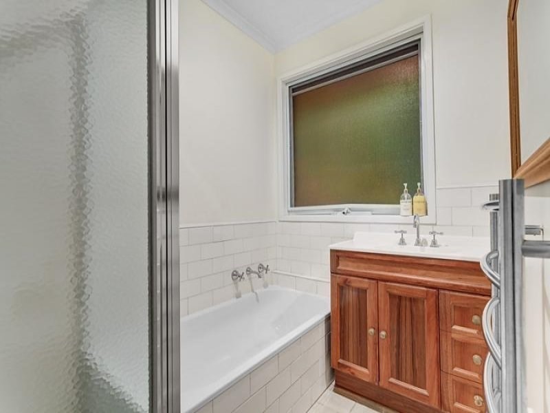 57 Long Valley Way, Doncaster East VIC 3109