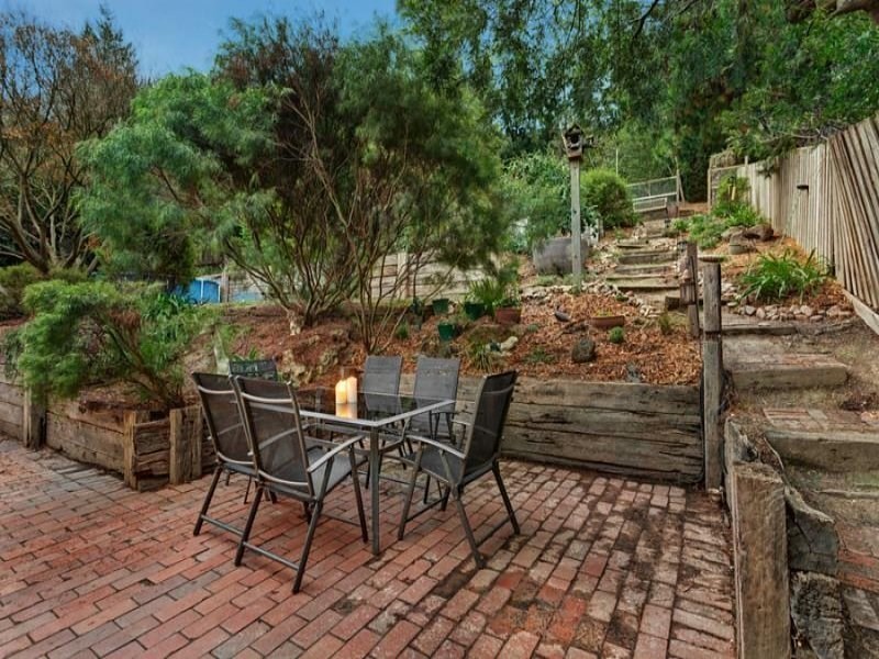 57 Long Valley Way, Doncaster East VIC 3109