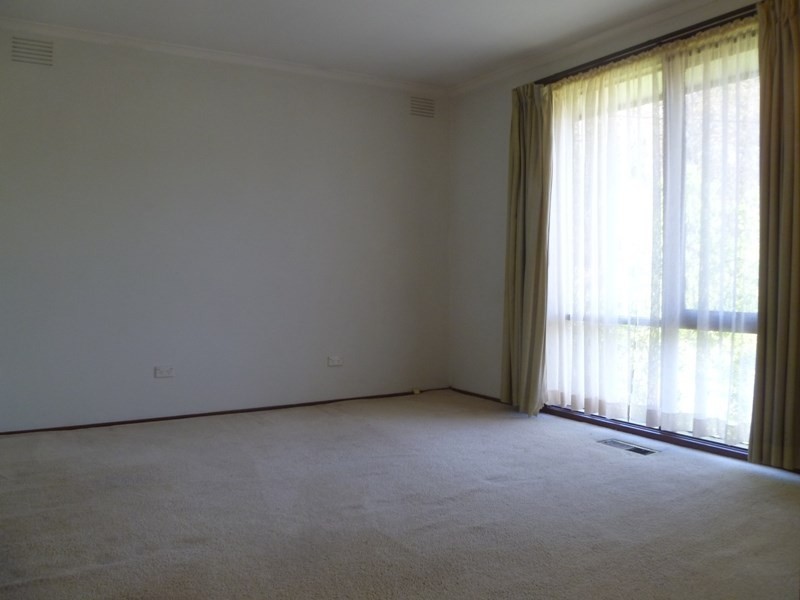 5 Vista Court, Box Hill North VIC 3129