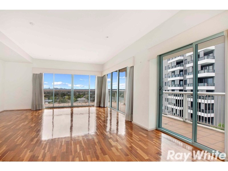 304/1 Sovereign Point Court, Doncaster VIC 3108