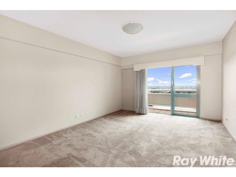 304/1 Sovereign Point Court, Doncaster VIC 3108