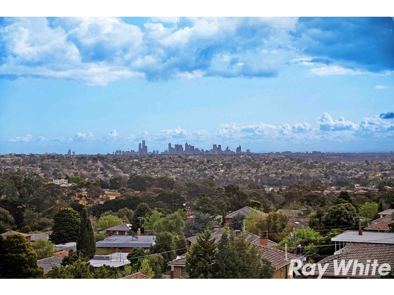 304/1 Sovereign Point Court, Doncaster VIC 3108