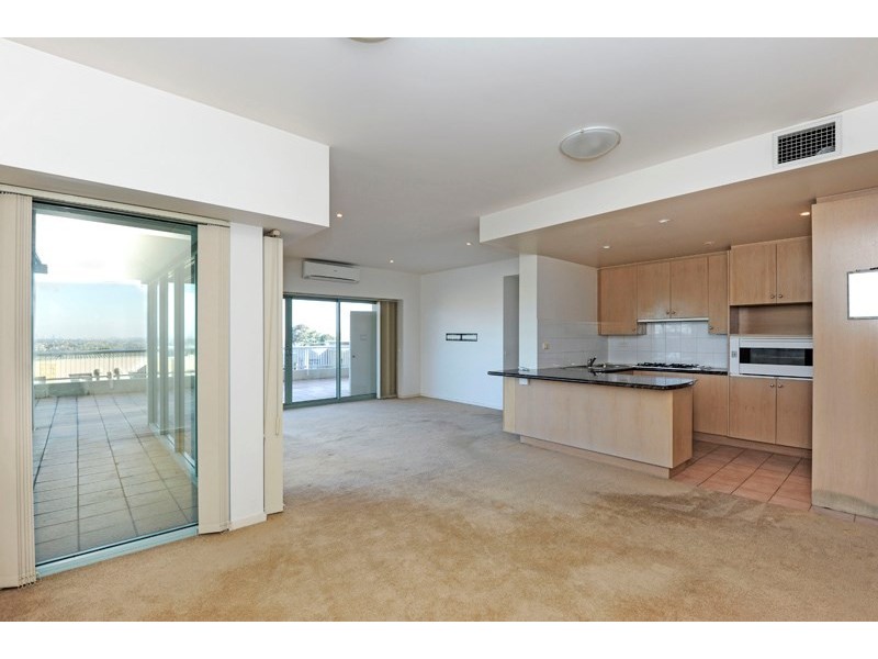102/1 Sovereign Point Court, Doncaster VIC 3108