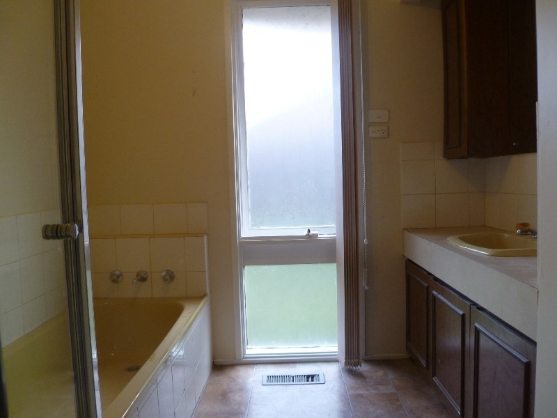 98 King Street, Doncaster East VIC 3109