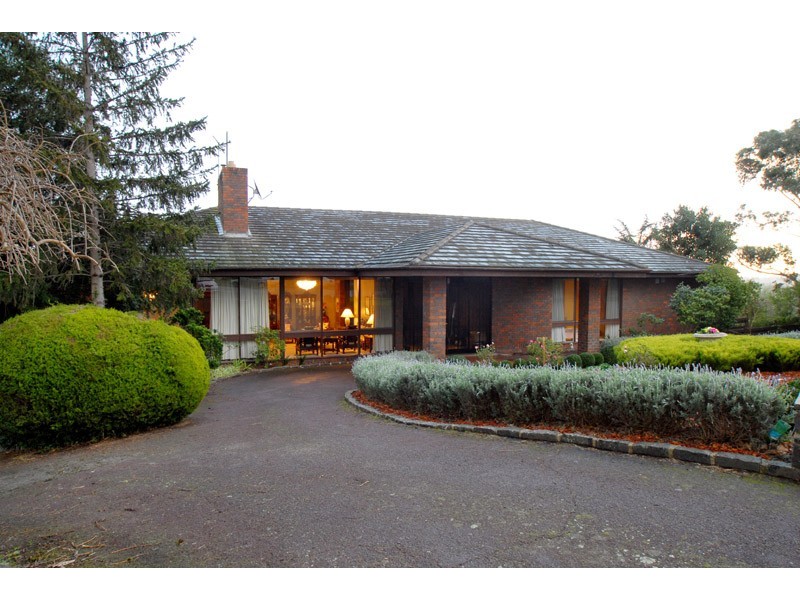 5 Pinewood Drive, Templestowe VIC 3106