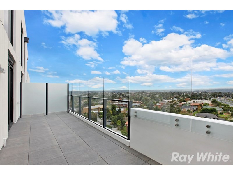 702/5 Sovereign Point Court, Doncaster VIC 3108