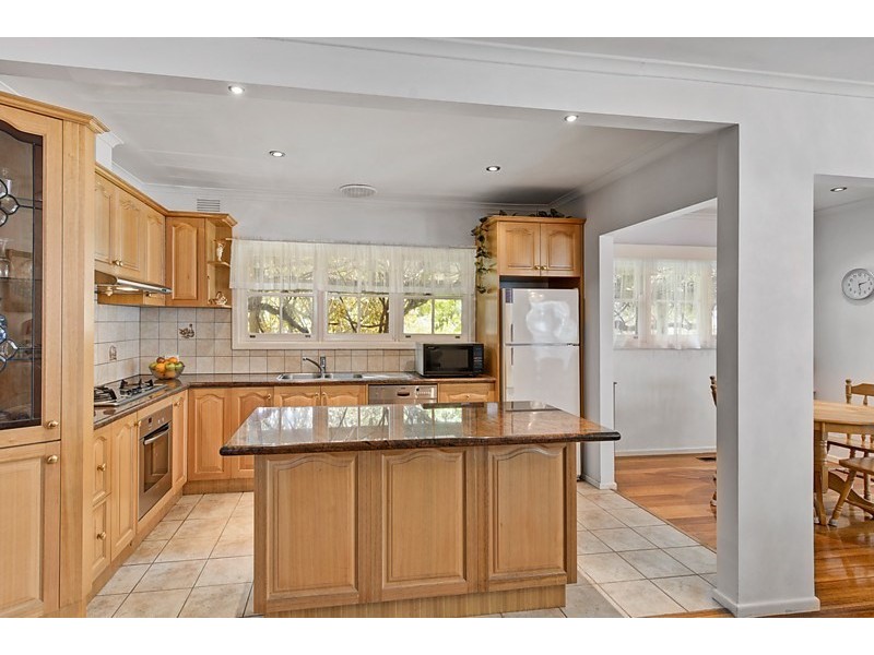 13 Trentwood Avenue, Balwyn North VIC 3104