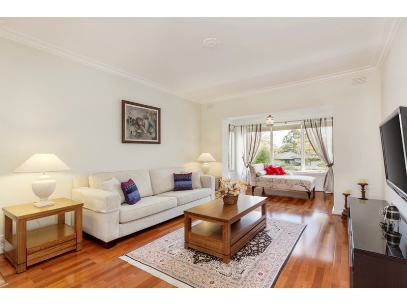 19 Bayley Grove, Doncaster VIC 3108