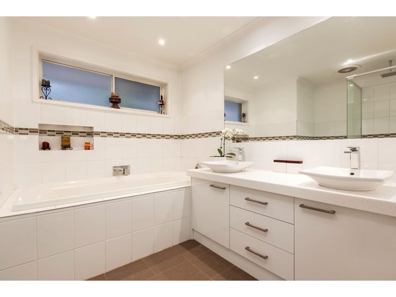 2 Miriam Court, Templestowe VIC 3106