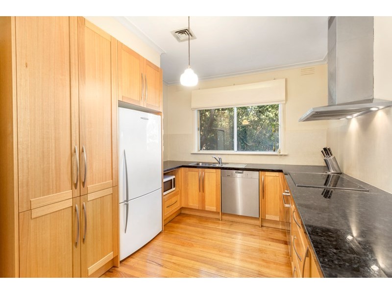 2 Monaco Street, Doncaster VIC 3108