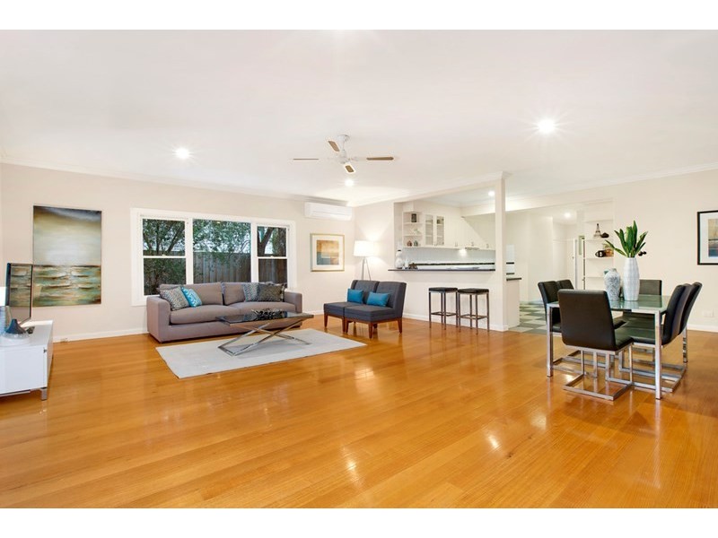 8 Strathallyn Road, Ringwood VIC 3134