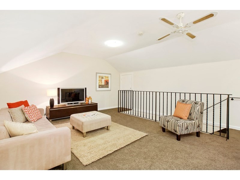 8 Strathallyn Road, Ringwood VIC 3134