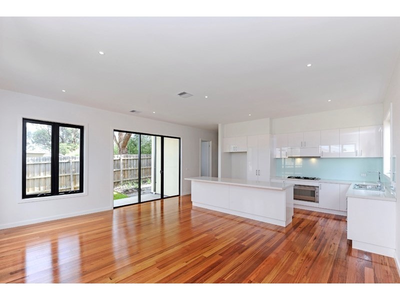 11/64-66 George Street, Doncaster East VIC 3109