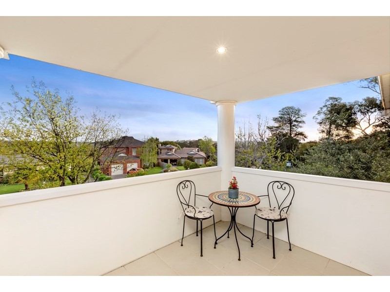 14 Beresford Close, Doncaster East VIC 3109