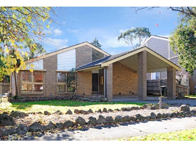 17 Inglewood Close, Doncaster East VIC 3109