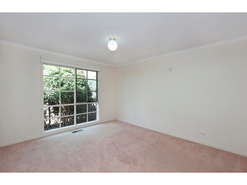 13 Devon Drive, Doncaster East VIC 3109