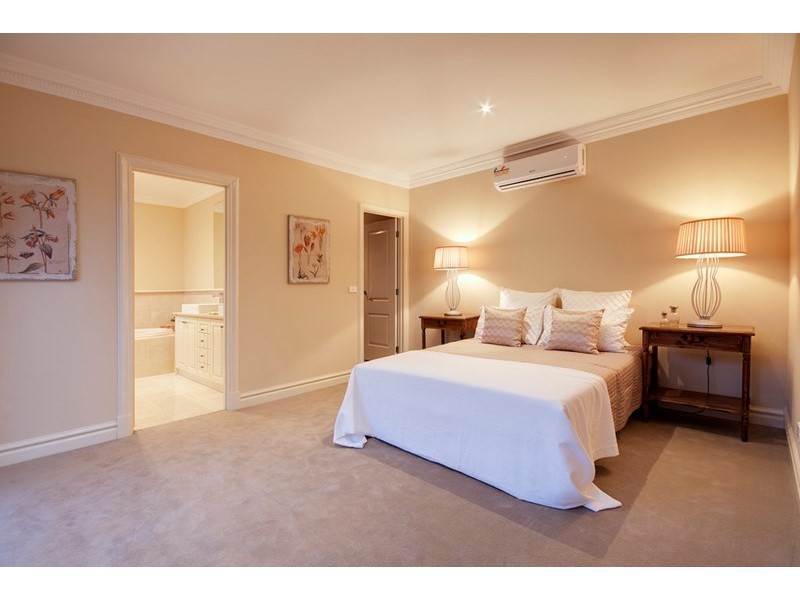 12 Innisfallen Avenue, Templestowe VIC 3106