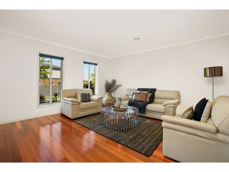 10 Scarlet Drive, Bundoora VIC 3083