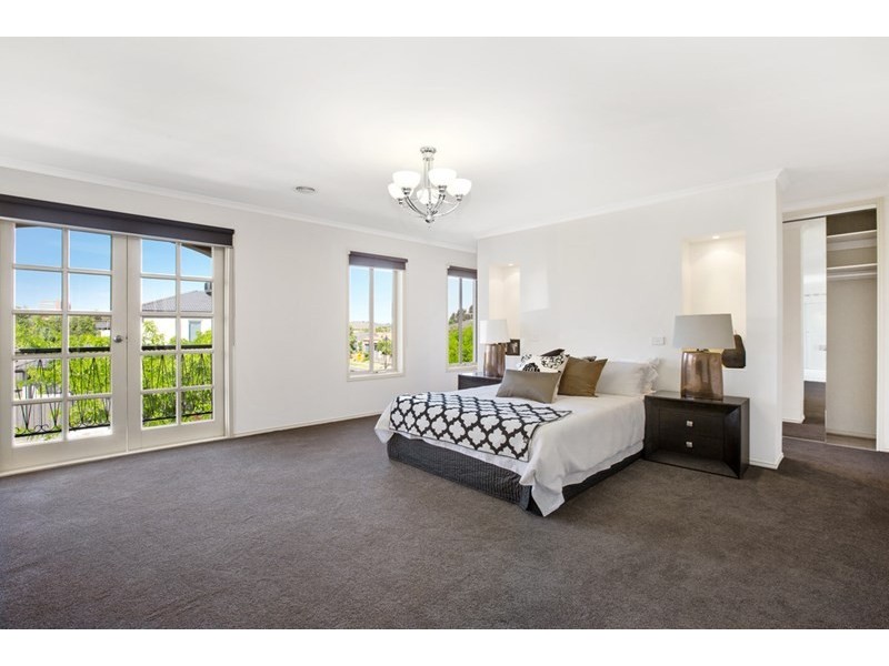 10 Scarlet Drive, Bundoora VIC 3083