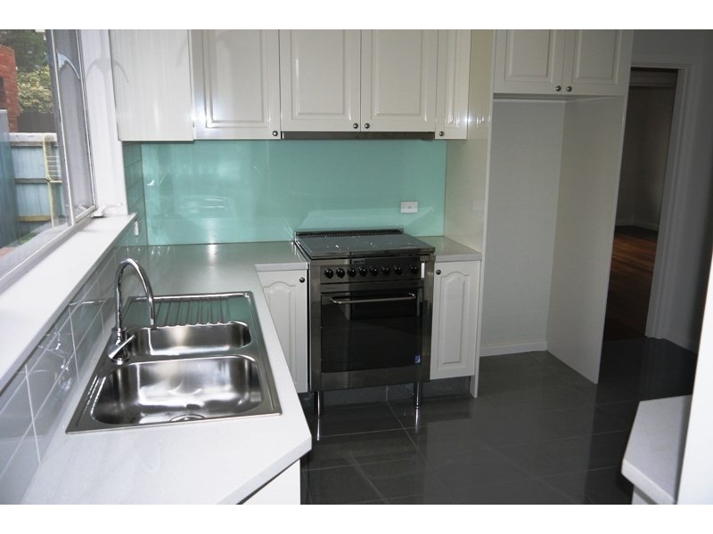 1/3 Maude Street, Box Hill North VIC 3129