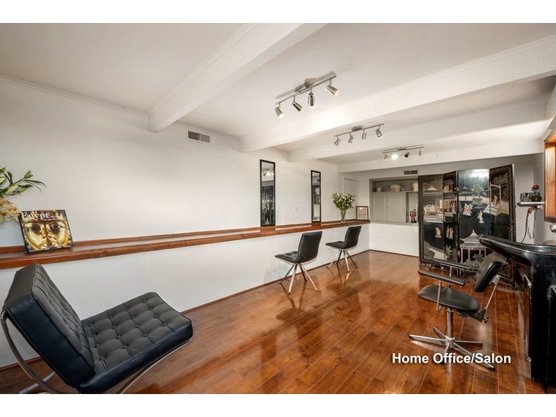 1 Friars Court, Doncaster East VIC 3109