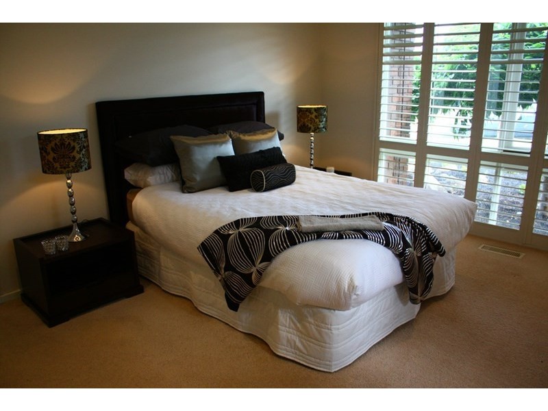 11 Oak Crescent, Templestowe Lower VIC 3107