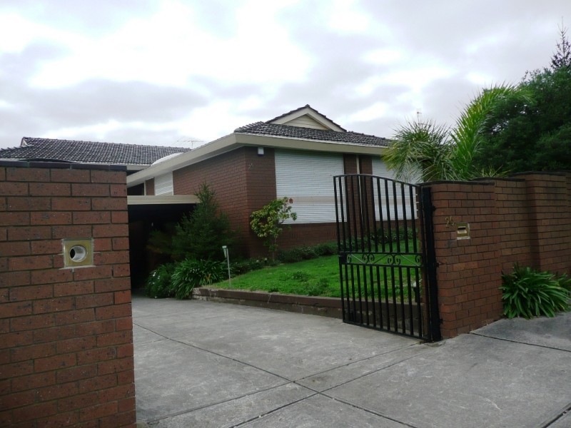 26 Margot Avenue, Doncaster VIC 3108