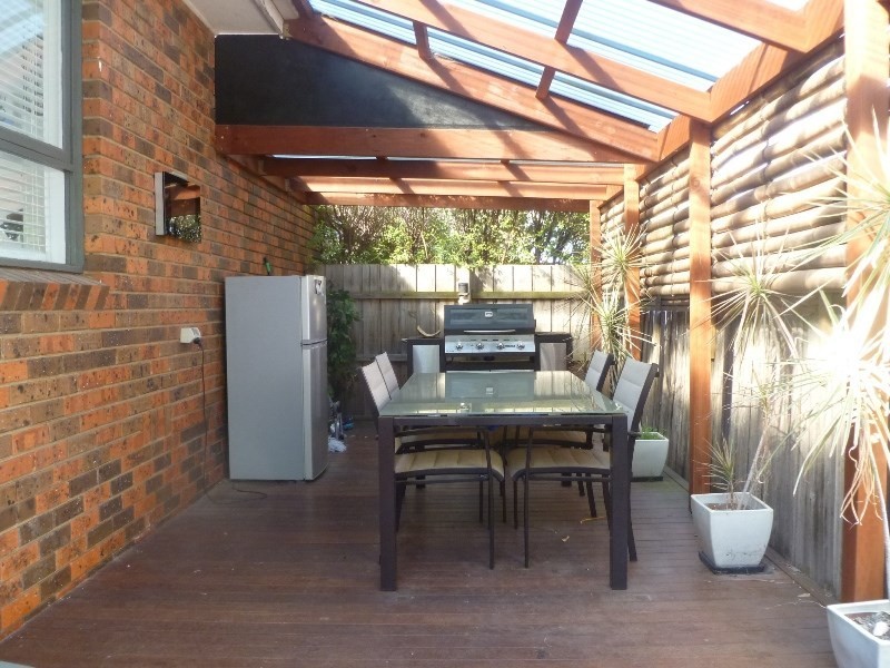 4/77 Wetherby Road, Doncaster VIC 3108