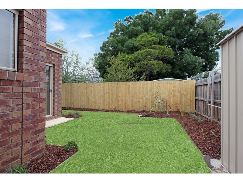 28 Dalveen Road, Ivanhoe VIC 3079