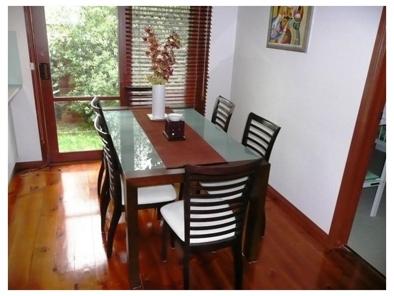 2/176 Ayr Street, Doncaster VIC 3108