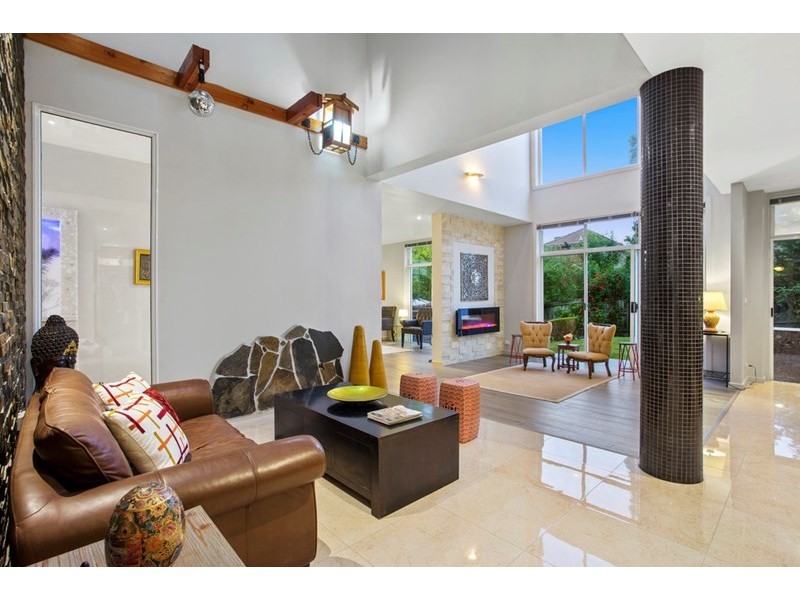 12 Robertswood Close, Doncaster East VIC 3109