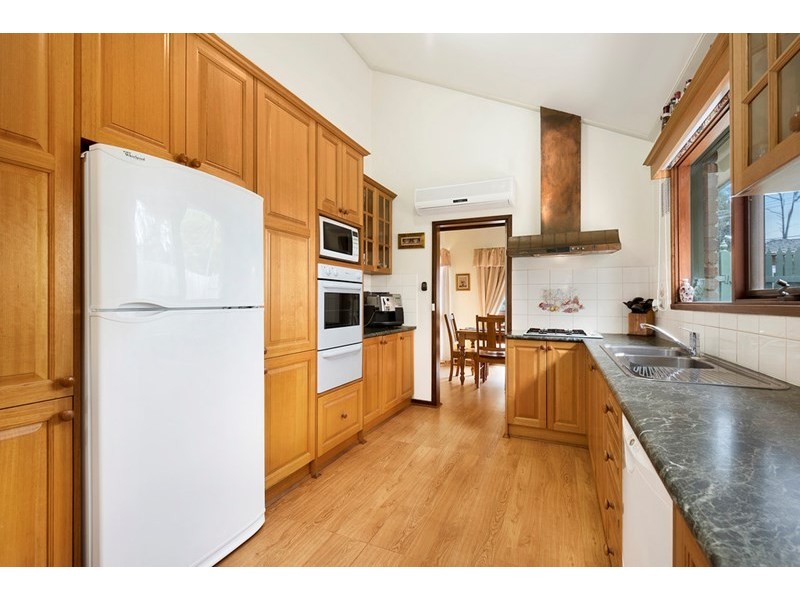 43 Hertford Road, Doncaster East VIC 3109