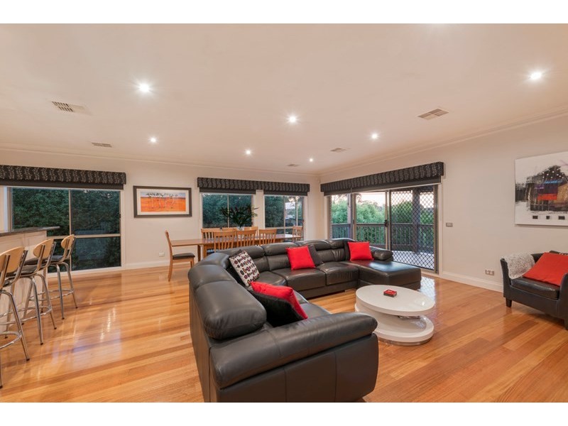 11 Macedon Court, Templestowe Lower VIC 3107