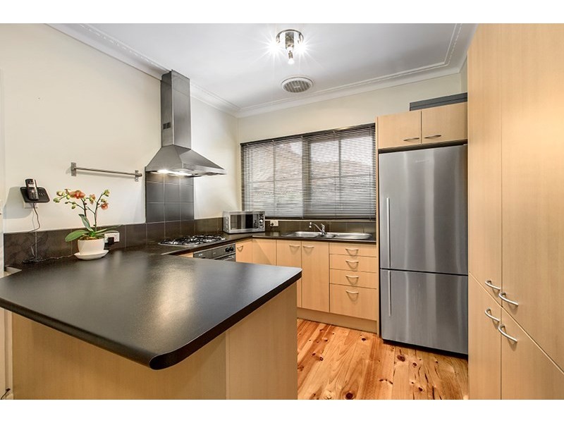 2/61 Boisdale Street, Surrey Hills VIC 3127