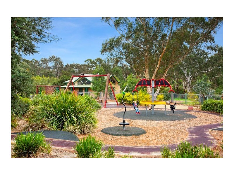 28 Serpells Road, Templestowe VIC 3106