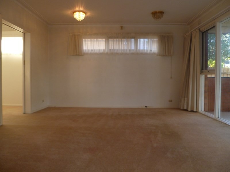 17 Philip Avenue, Doncaster VIC 3108